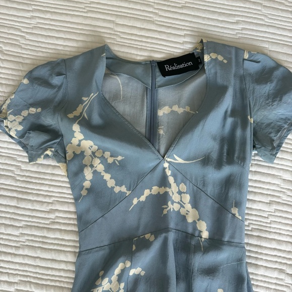 Realisation Par Blue Floral Dress - Picture 3 of 10